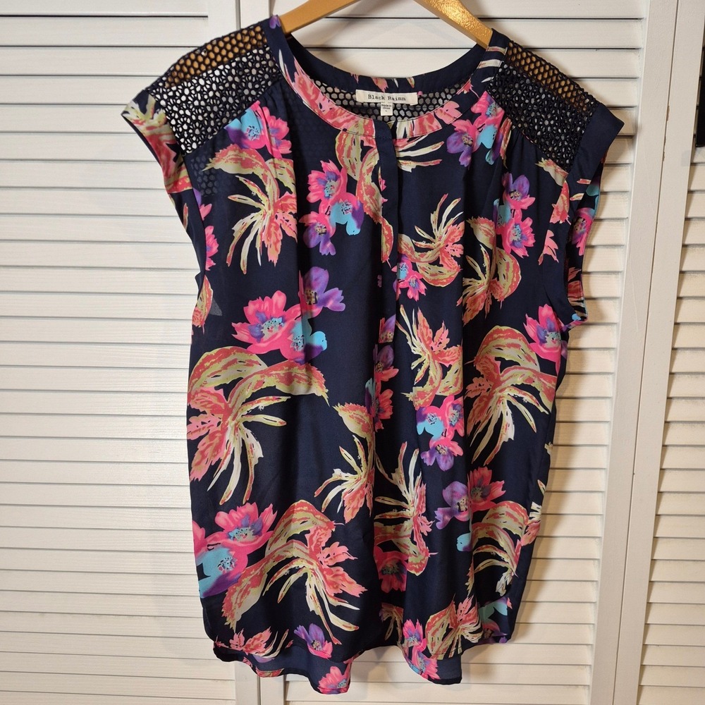 Black Rainn Women's L Floral Blouse Lot of 2 Boho Tops Short Sleeve Mesh Casual - Picture 4 of 16